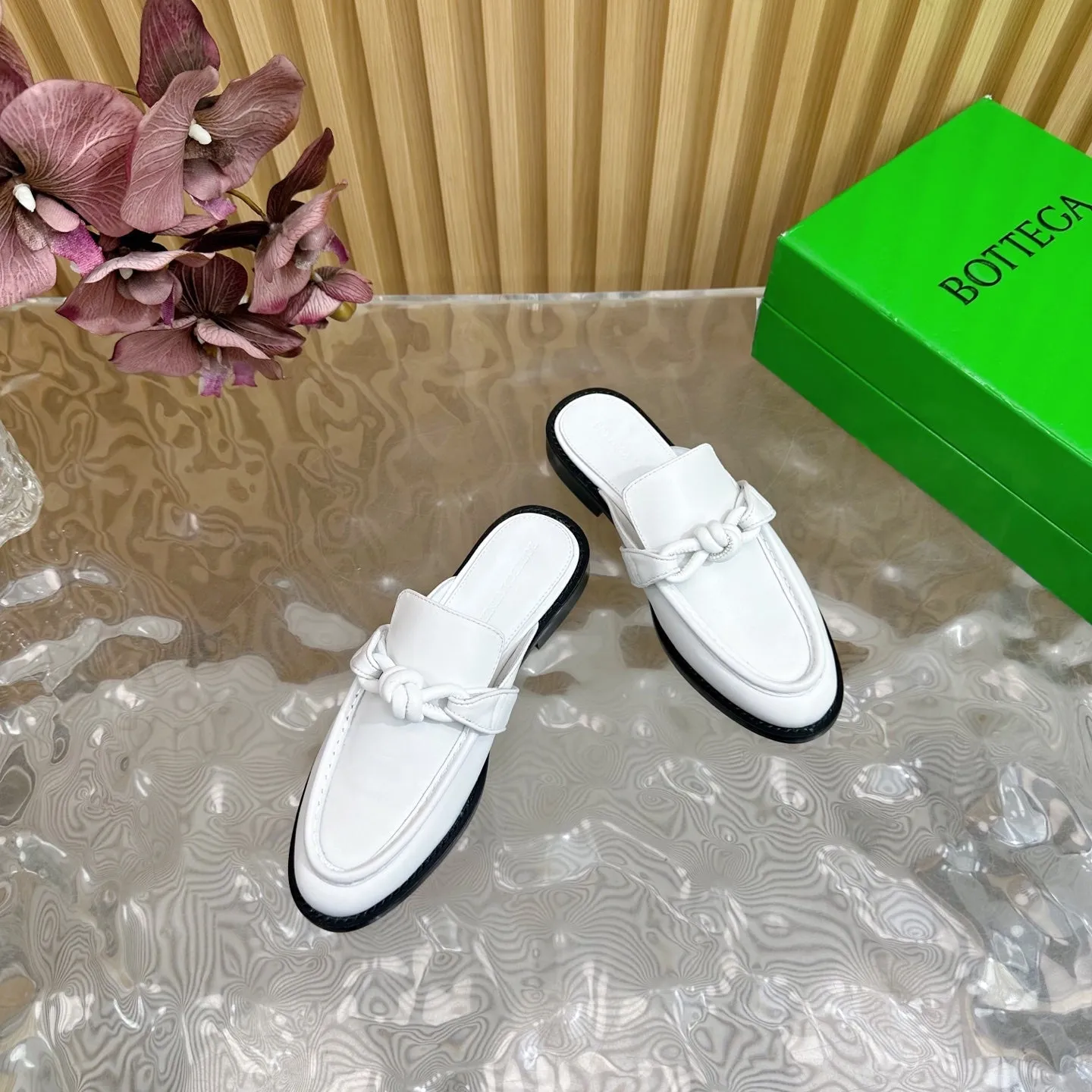 Astaire Loafer White Lambskin 176159
