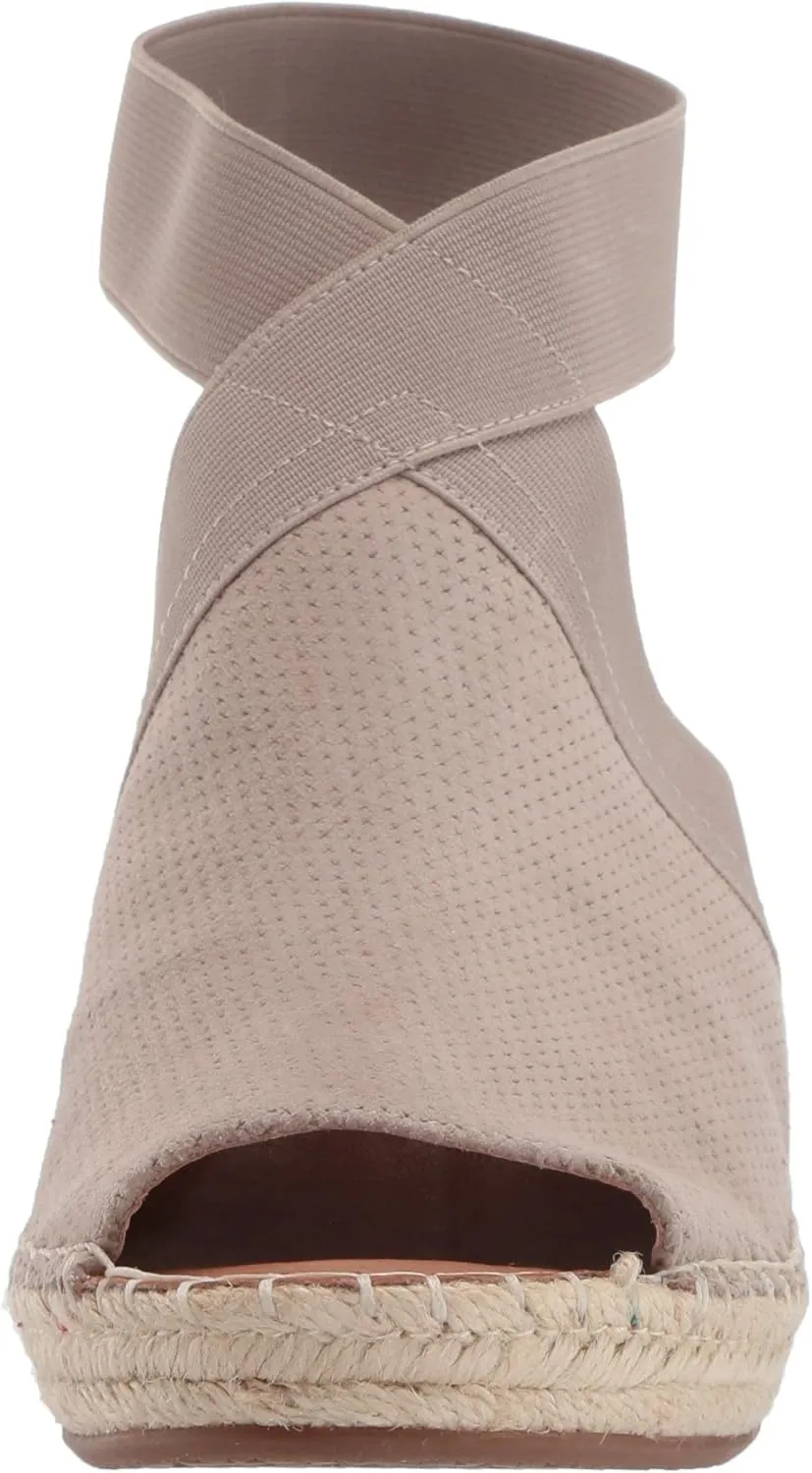 Gentle Souls by Kenneth Cole Women's Colleen Wedge Sandals