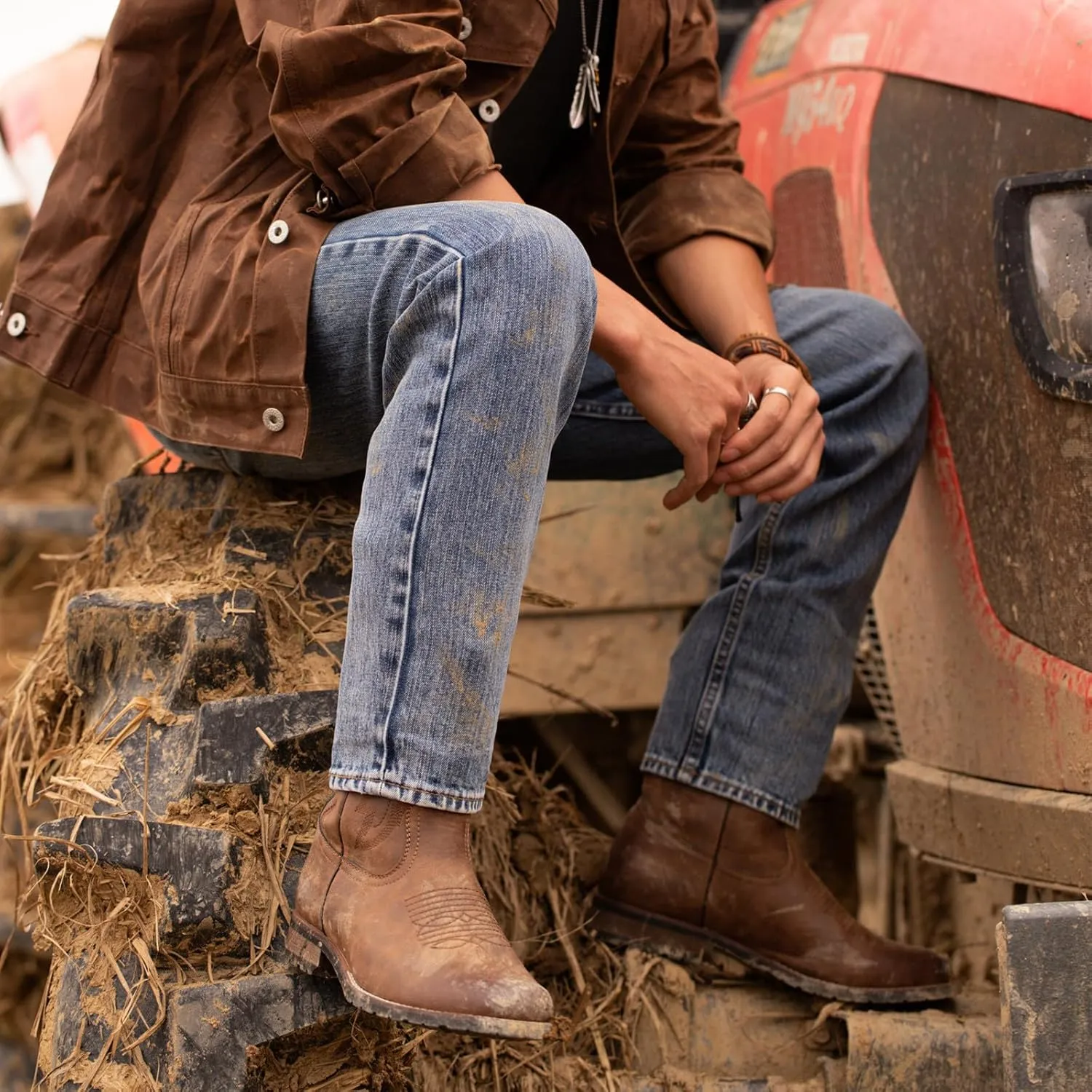 J's.o.l.e Cowboy Boots for Men Round Toe Western Boots Pull on Silp Resistant Men’s Work Boots