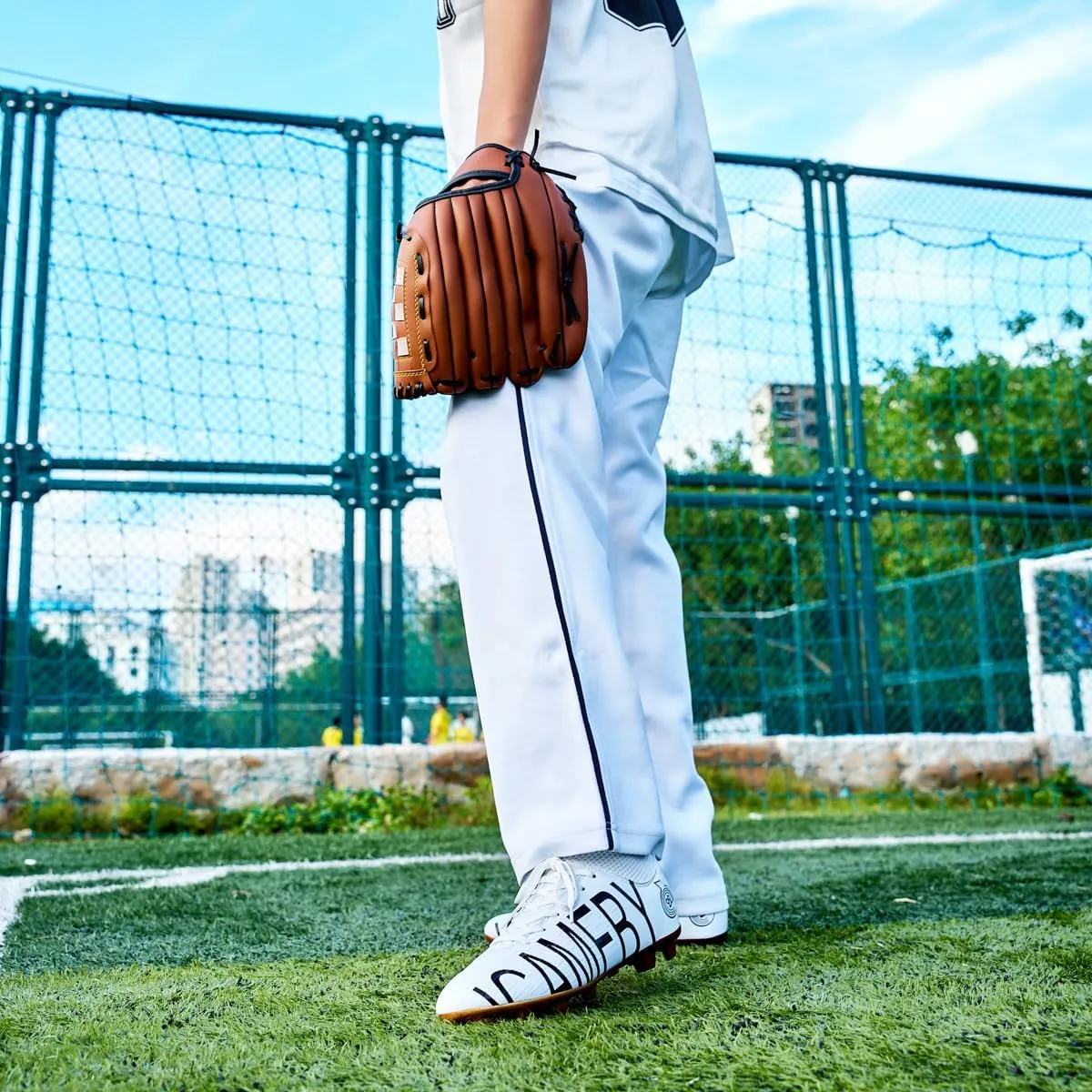 Men's Baseball Shoes Black White Outdoor High-Tops Lace-Up Non-Slip Spikes Baseball Turf Shoes for Men Competition/Training Combat Boots Baseball Sneakers