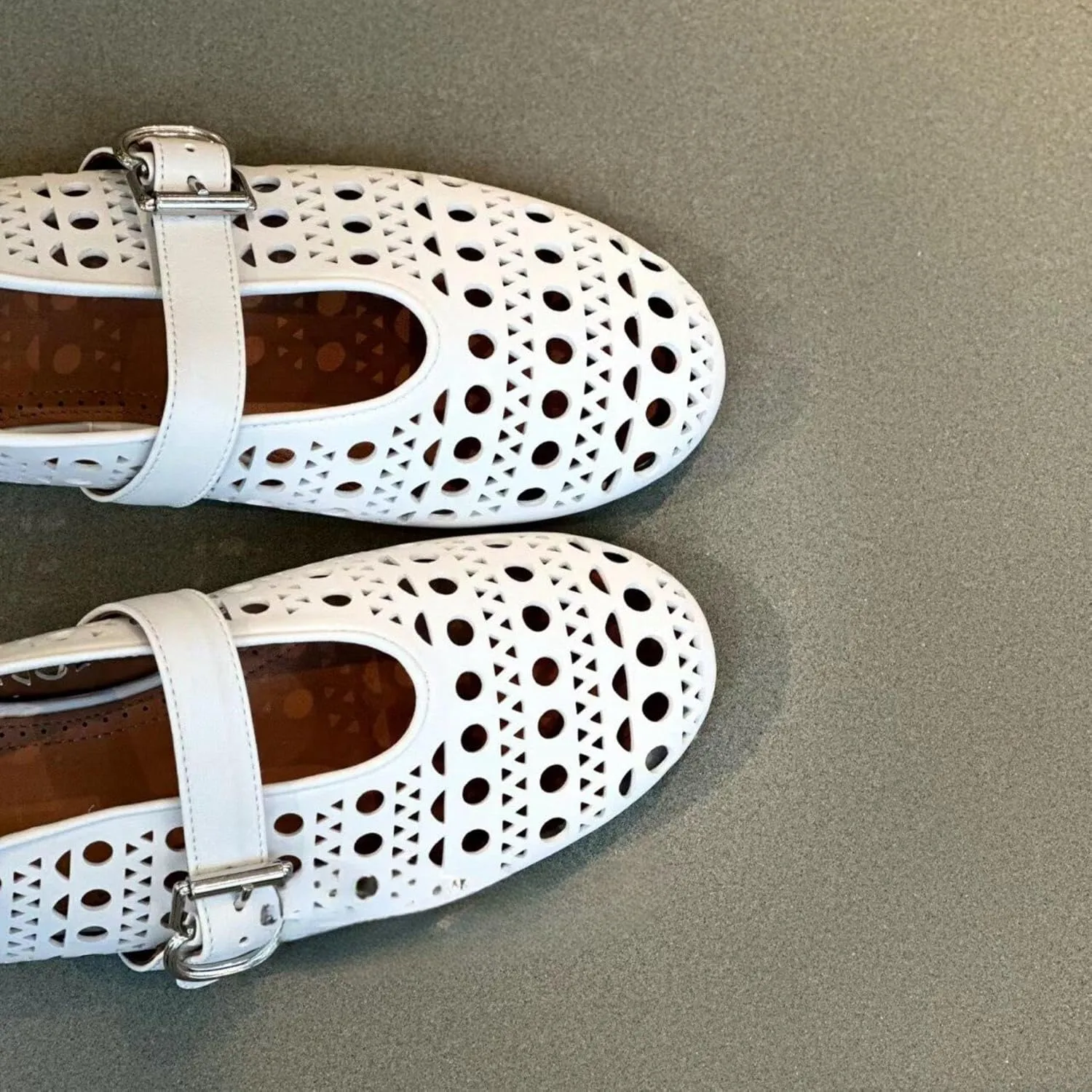 Mesh Ballet Flats for Women,Buckle Strap Hollow Out Mary Jane Flats Round Toe Breathable Comfortable Casual Daily Dress Ballerina Shoes