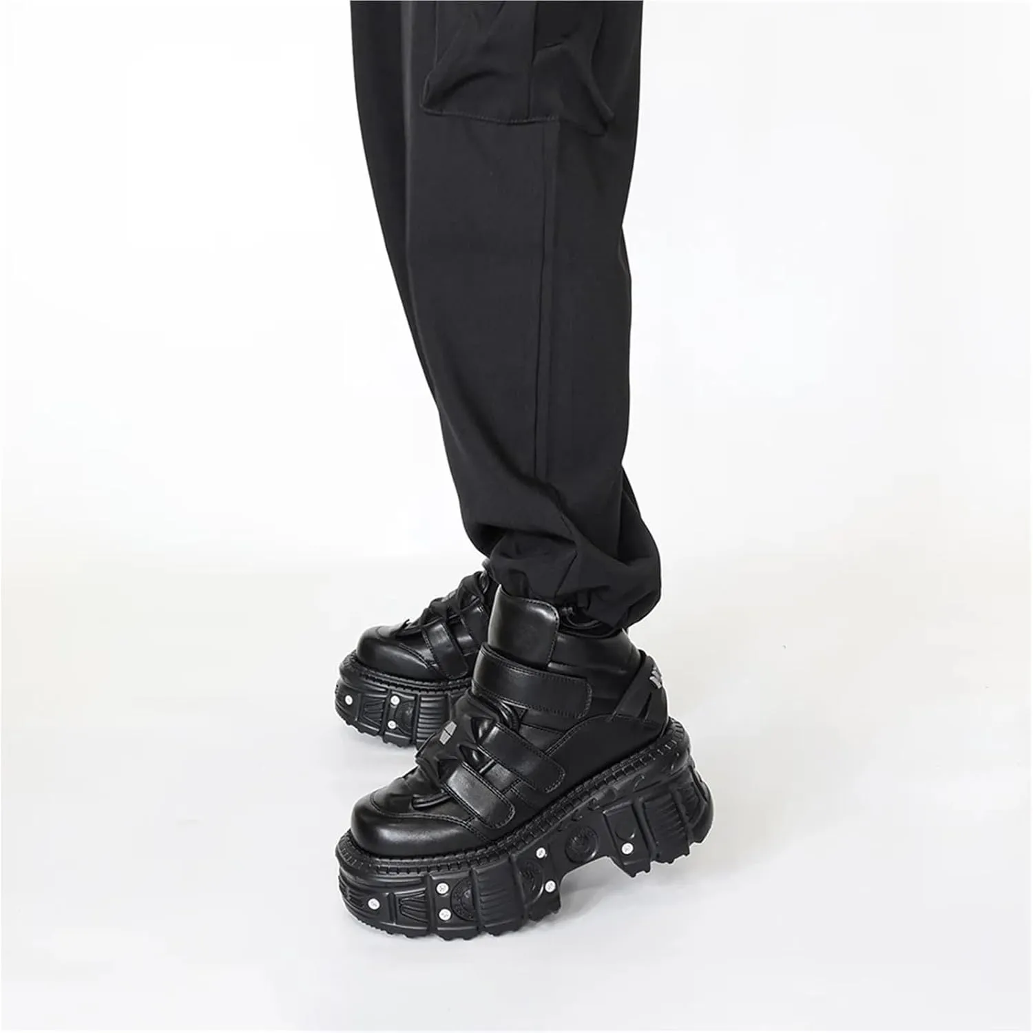 Punk Style Women Shoes Lace-up Heel Height 6CM Platform Shoes Woman Metal Decor Woman Sneakers Gothic Ankle Rock Boots ﻿
