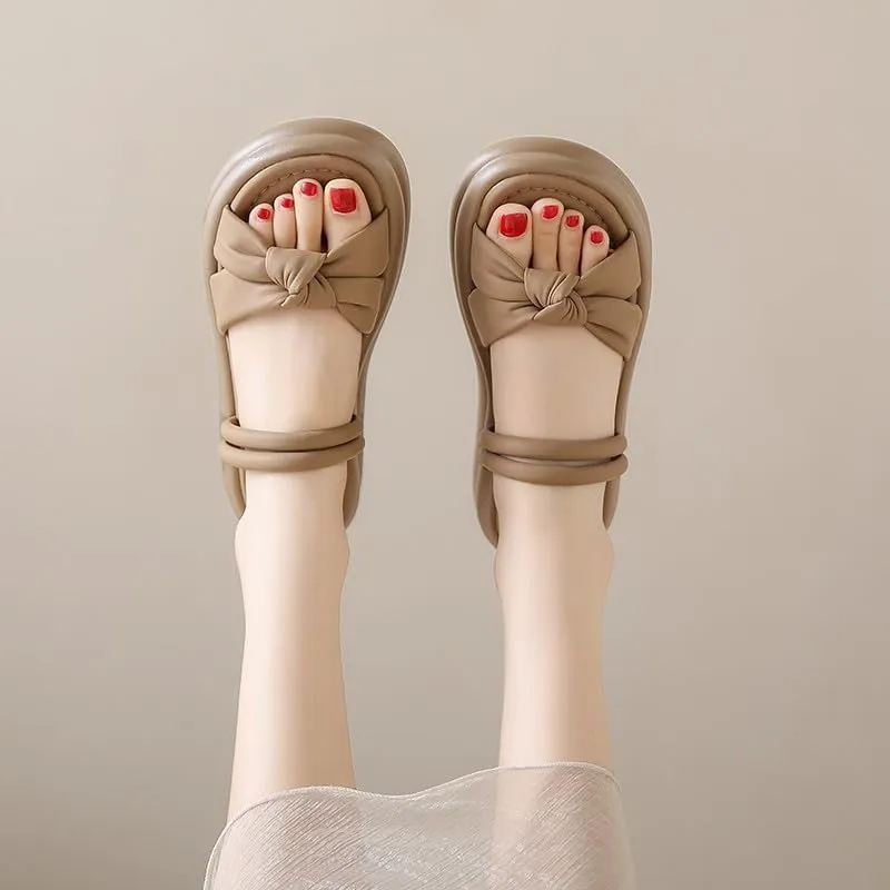 Stepping on shit feels soft-soled, wearing sandals for women 2025 new summer cool slippers, wearing maternity shoes with skirts, beach shoes