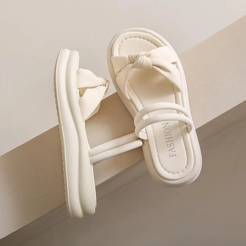Stepping on shit feels soft-soled, wearing sandals for women 2025 new summer cool slippers, wearing maternity shoes with skirts, beach shoes
