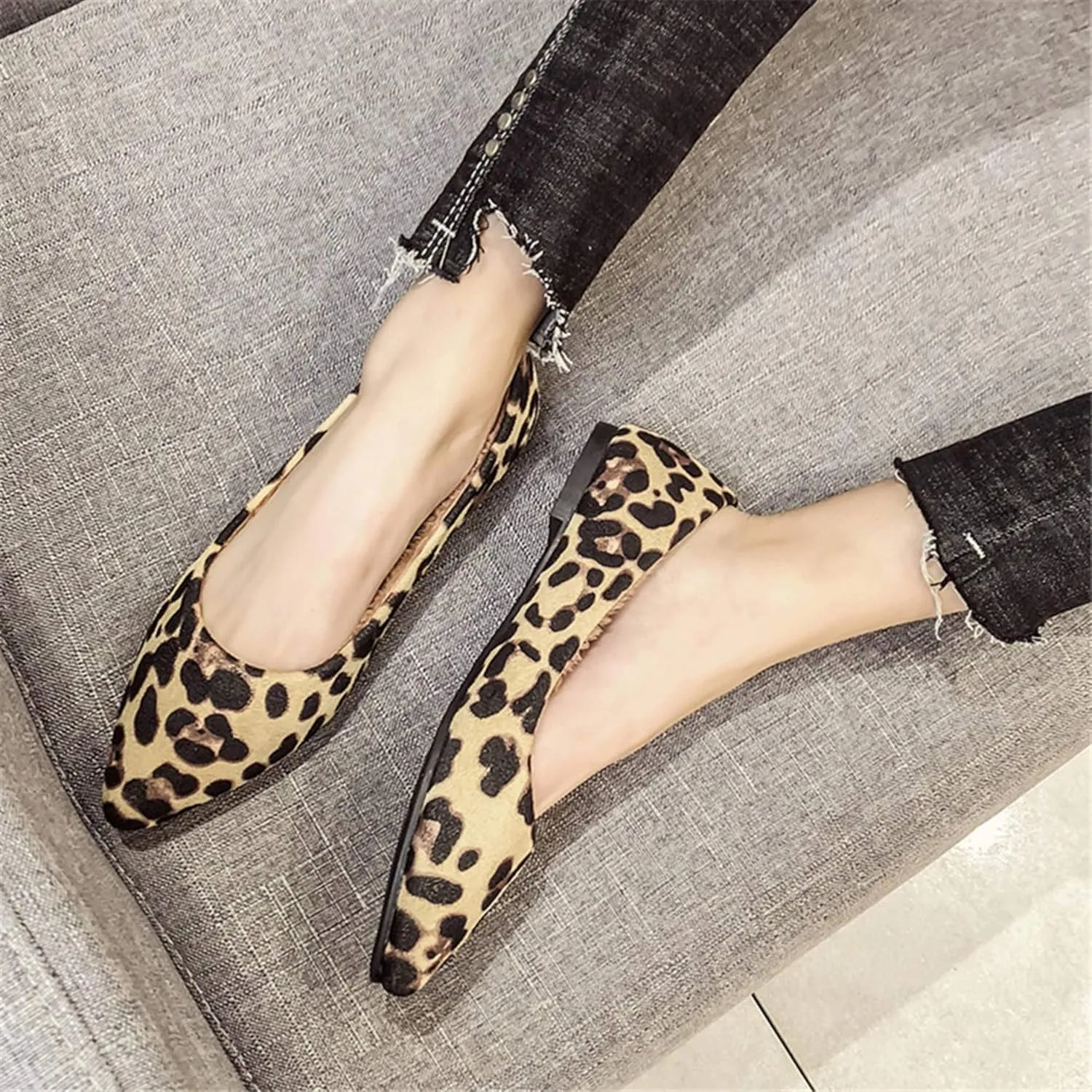 Stunner Women Stylish and Comfortable Mid-Heel Pointed Pumps Shoes