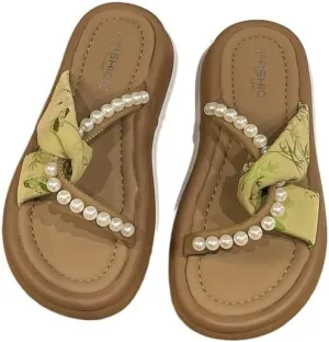 Thick soft-soled fairy style slippers women wear 2025 summer new pearl muffin cool slippers women's tide shoes,skin-friendly, breathable and comfortable