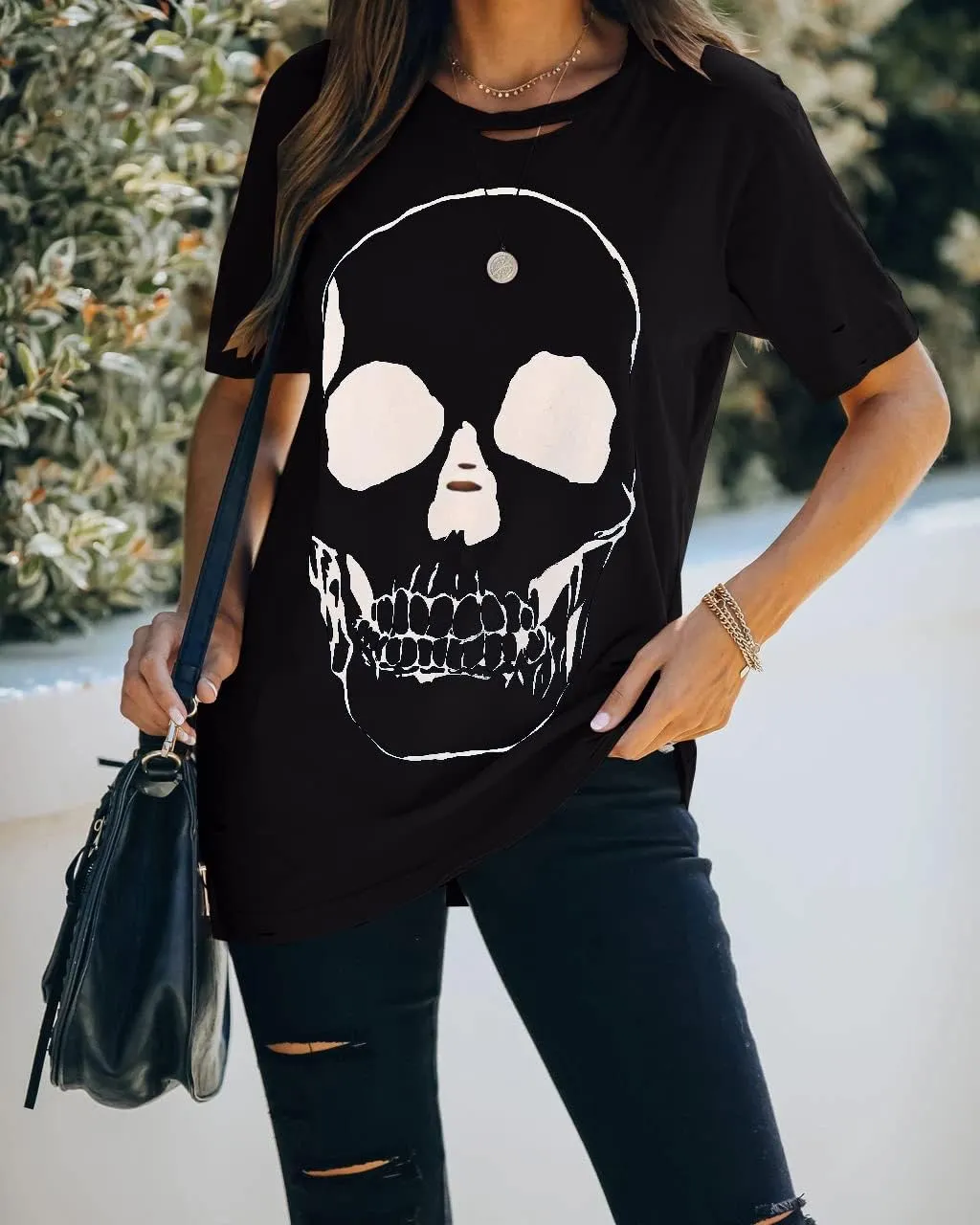 Veatzaer Summer Cotton Graphic Shirts Womens Short Sleeve Crewneck Tees Skull Distressed T Shirt Loose Casual Tops S-XXL