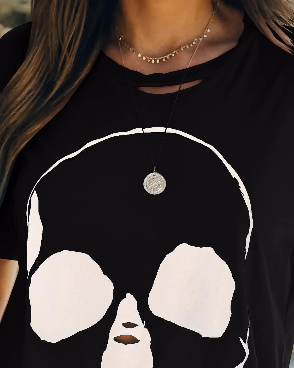 Veatzaer Summer Cotton Graphic Shirts Womens Short Sleeve Crewneck Tees Skull Distressed T Shirt Loose Casual Tops S-XXL