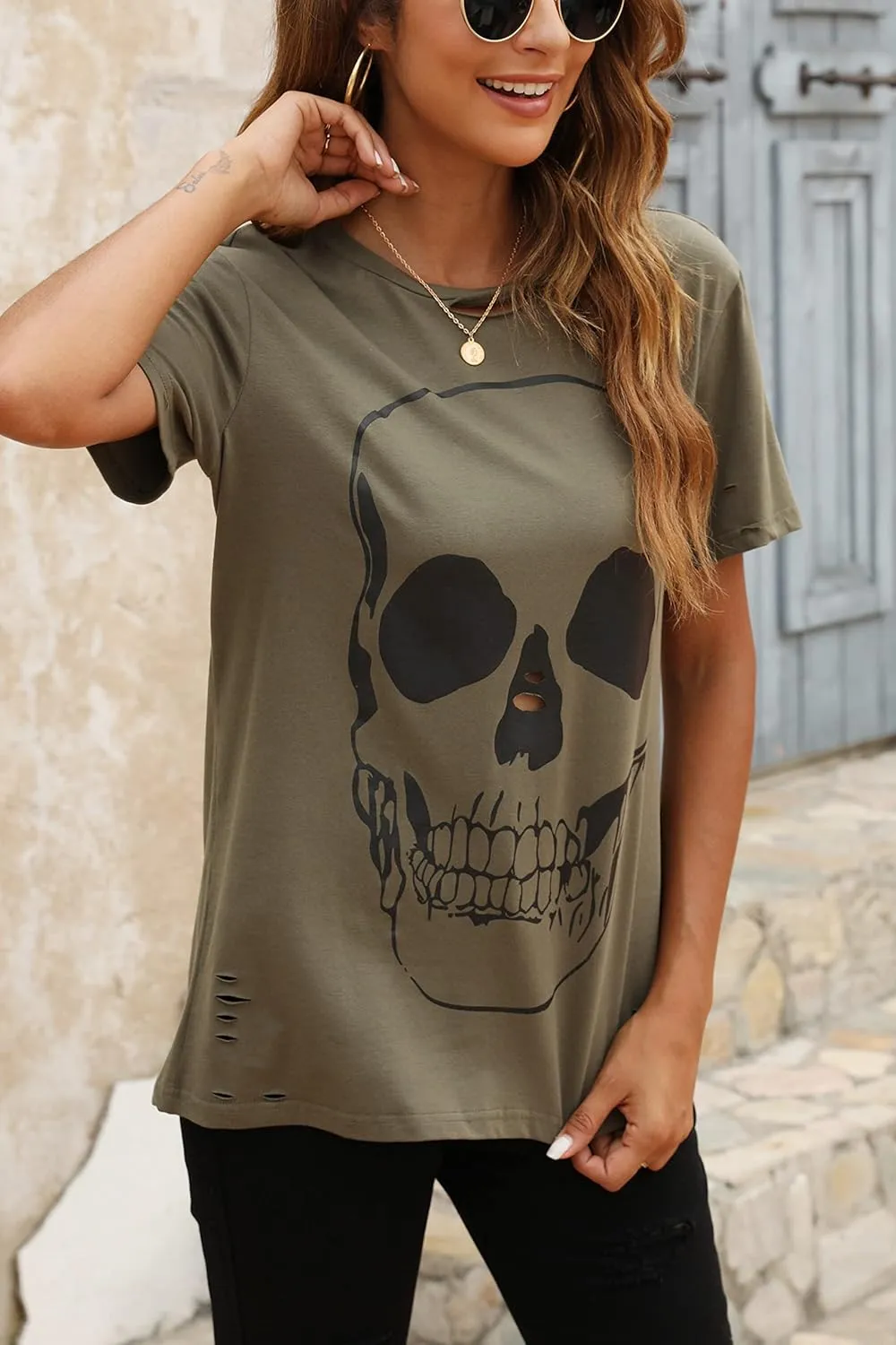 Veatzaer Summer Cotton Graphic Shirts Womens Short Sleeve Crewneck Tees Skull Distressed T Shirt Loose Casual Tops S-XXL