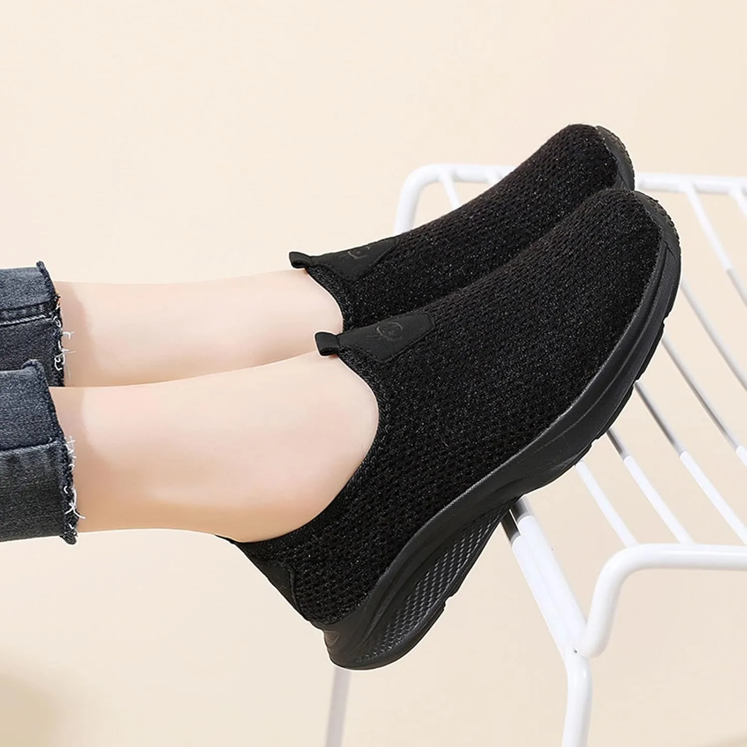Womens Running Shoes Lightweight Tennis Shoes Non Slip Walking Shoes Women Wide Casual Slip On Shoes Casual Sneakers Waterproof Tennis Shoe Loafers Shoe