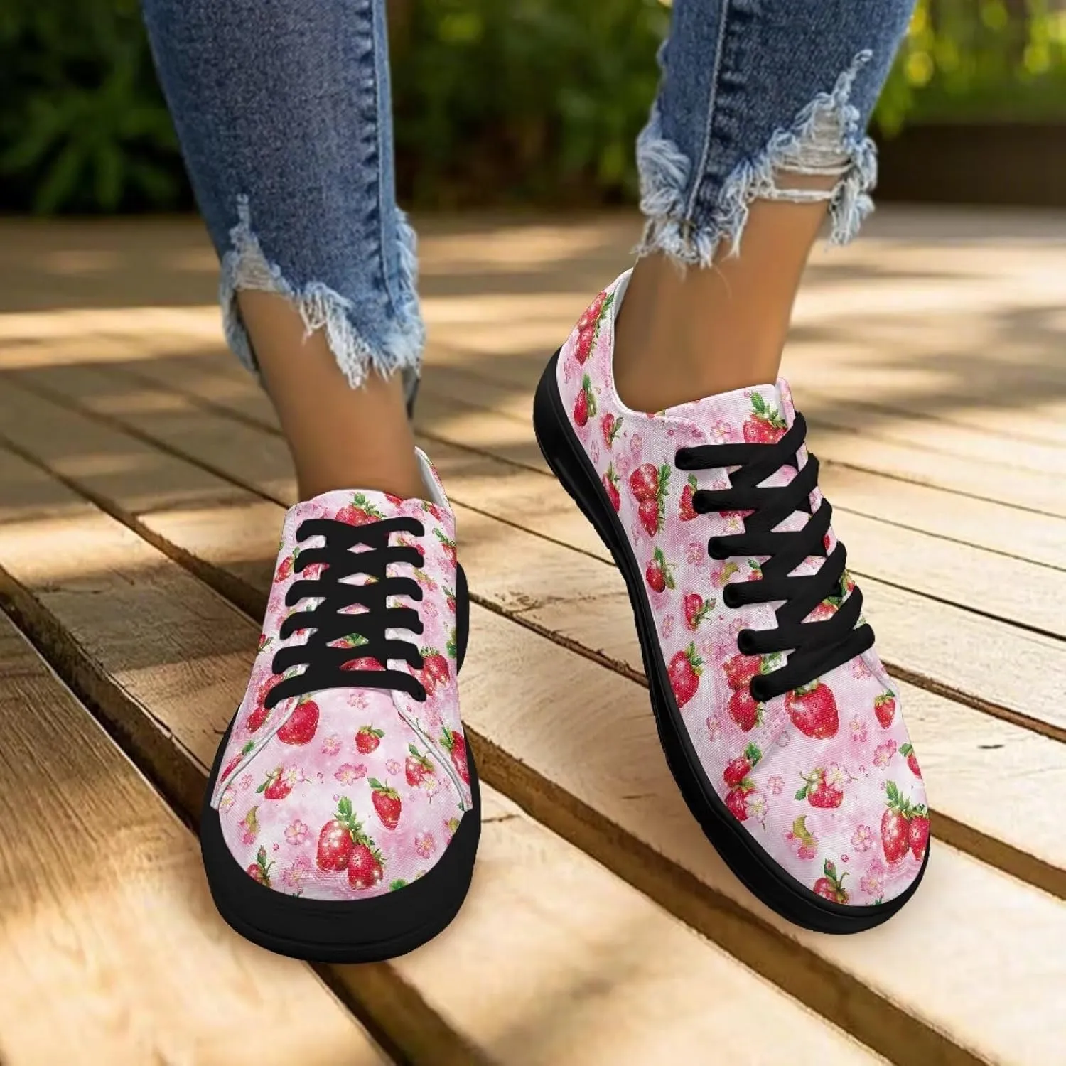 Women's Slip On Canvas Tennis Shoes Low Top Fashion Sneakers Casual Flats Walking Shoes Comfy Loafers US 5.5-13.5