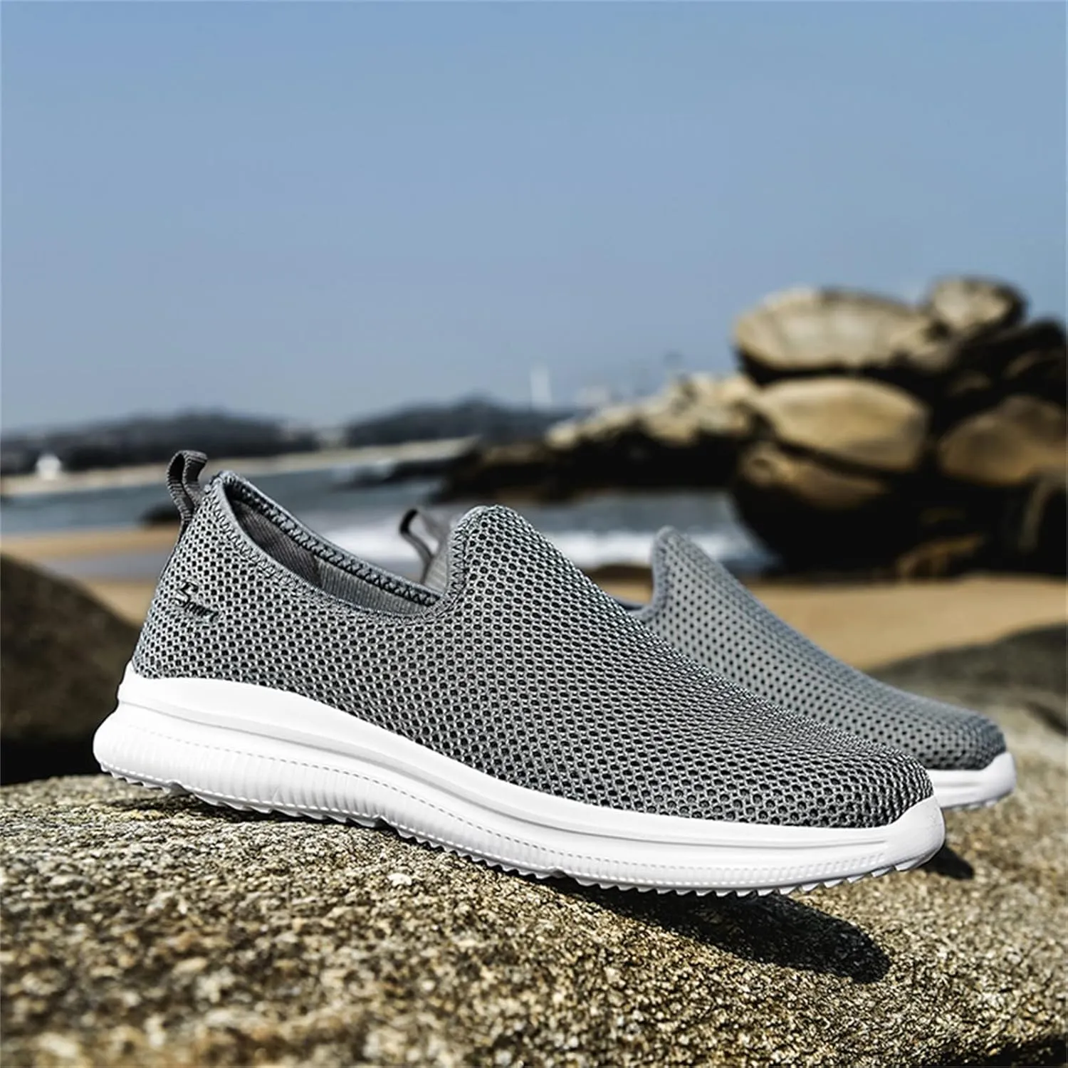 Women's Slip on Shoes Canvas Sneakers Loafers Non Slip Mens Casual Shoes Lether Women's Casual Shoes Fashion Sneakers Waterproof Tennis Shoe Trainers Shoe