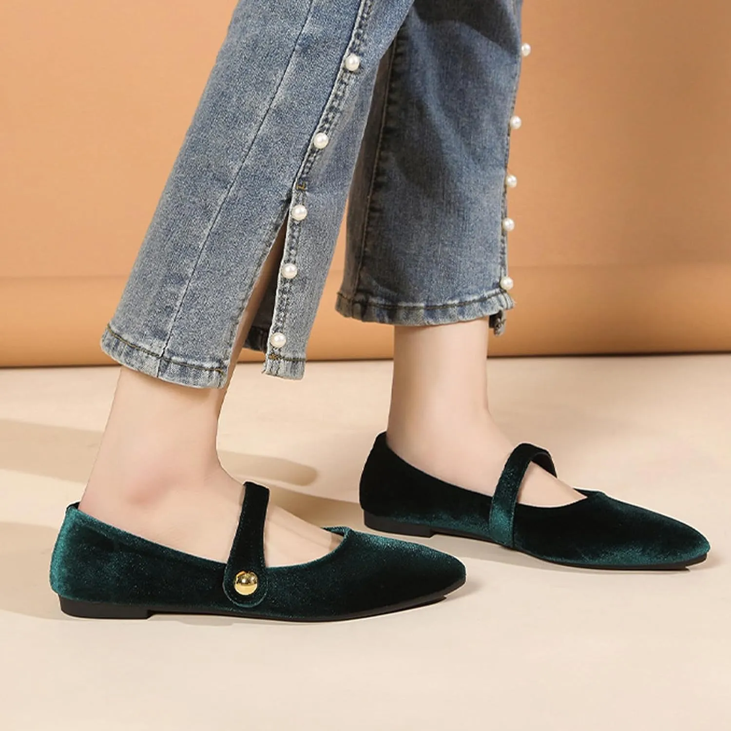 Women's Suede Pointed Toe Flat Mary Jane Shoes Fashion Buckle Strap Ballet Dance Shoes Retro Soft Comfortable Slip On Casual Walking Flats