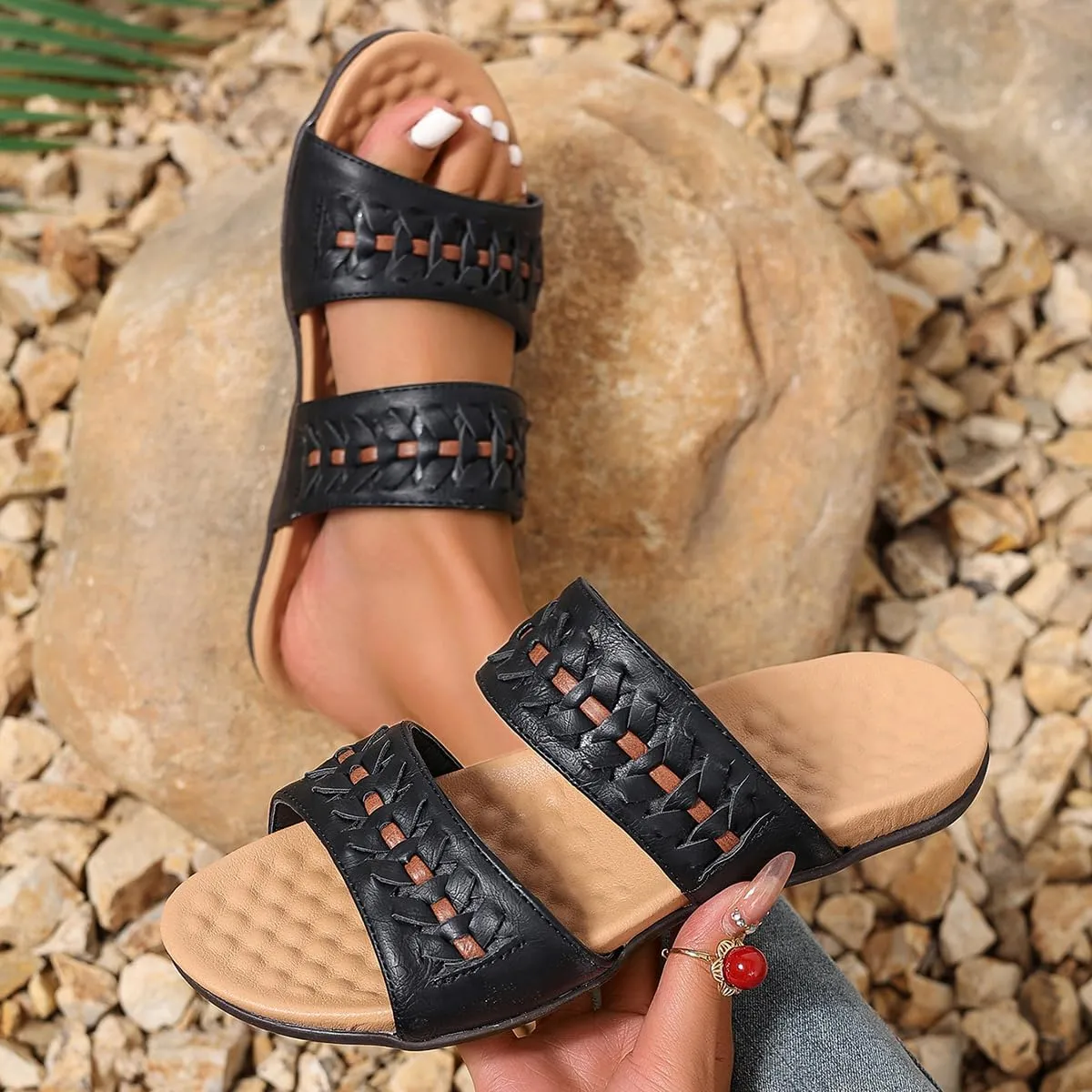 Women’s Summer Sandals – Cross Strap, Twisted Rope Braided Lace-Up Design, Open-Toe Casual Flat Sandals, Lightweight & Anti-Slip Outdoor Footwear