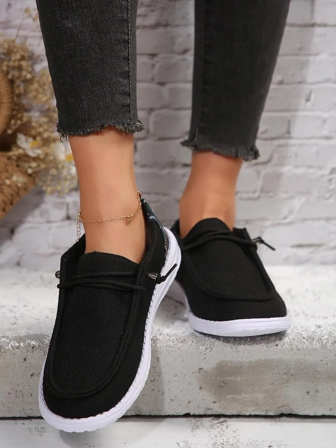 Women's Sunflower Print Canvas Casual Loafers Comfortable Light Weight Slip On Ultralight Sole Wide Boat Shoes Casual Lightweight Black Lace-Up Walking Flat Deck Shoes for Work and Traveling