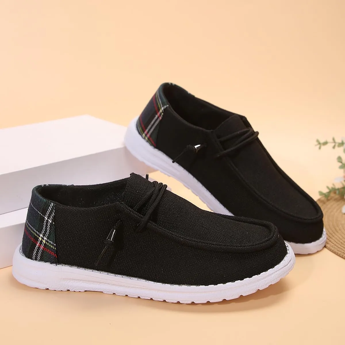 Women's Sunflower Print Canvas Casual Loafers Comfortable Light Weight Slip On Ultralight Sole Wide Boat Shoes Casual Lightweight Black Lace-Up Walking Flat Deck Shoes for Work and Traveling